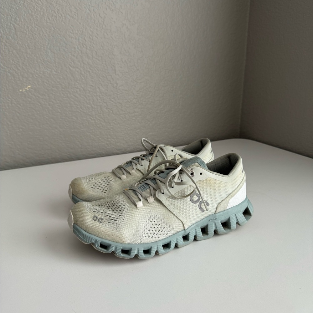 On Running Cloud X Sneakers